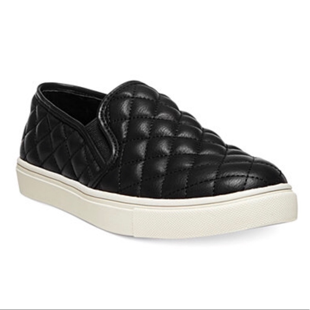 Steve Madden black quilted slip on sneakers sz 7.5